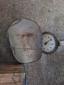 CHAMPION ANTIQUE SCALE