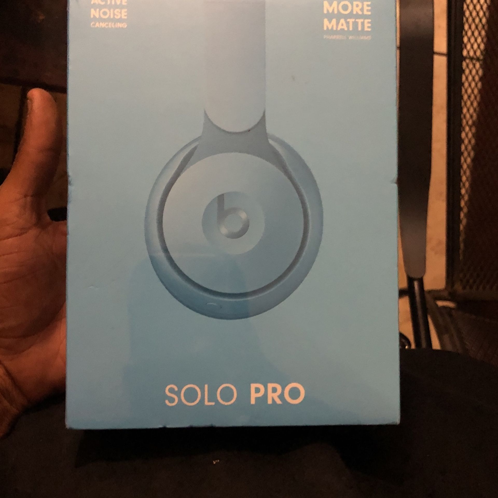 Beats Solo Pro P.w