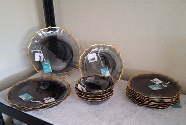 17 pcs. Glass Dinnerware ARDACAM Black Swirl