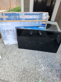 Samsung 43" UHD 4K Smart TV NU6900