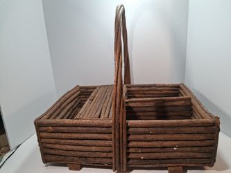 EUC Rustic Natural Twig Basket