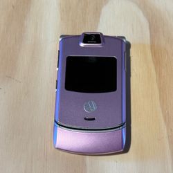 Vtg Motorola RAZR V3M Pink “UNTESTED” No Charge For Parts-Repair Read Info Blw!