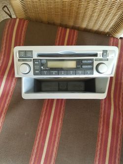 02' EP3 Honda Hatchback Stock Radio and bottom tray