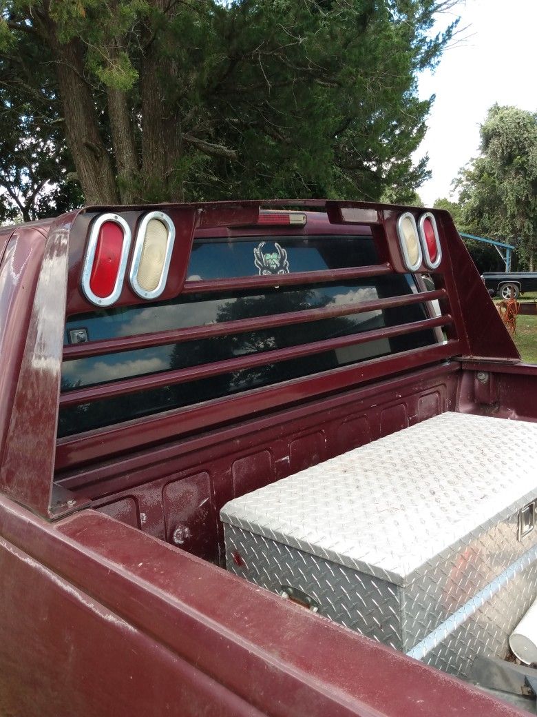 Western Hauler Headache Rack. Perfect Condition for Sale in Chappell ...