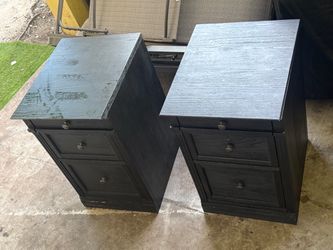 Pair of Black Wood Nightstands with Drawers