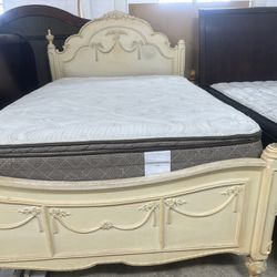 Full Size Mattress And Box Spring Set And Bed Free Delivery 🚚 