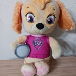 Paw Patrol Snuggle Up Skye Plush Flashlight And Talks 14" Like New