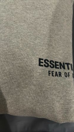 Essential hoodie