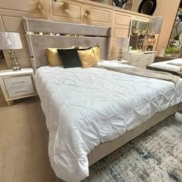 New New New!!! 4 pc Upholstered E-King Bedroom Set!!!