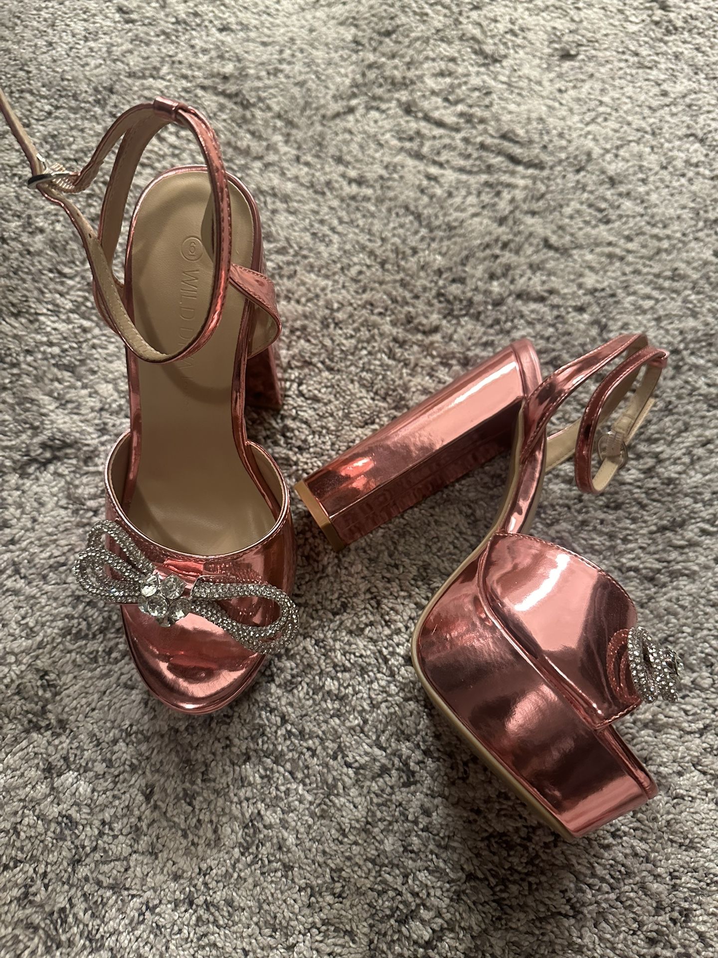 Women Pink Metallic Platform Heels