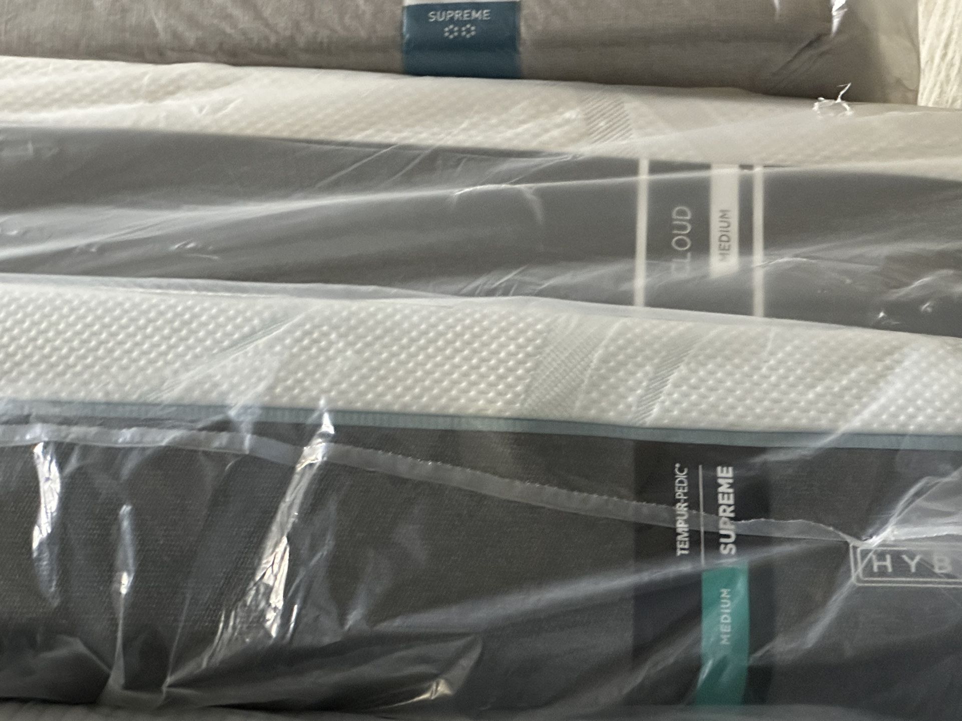 King Queen Size Tempurpedic ProAdapt, ProBreeze, LuxeBreeze Mattress Pro Breeze /Luxe Adapt /Pro Adapt /Adapt /cloud /Tempur pedic contour Supreme