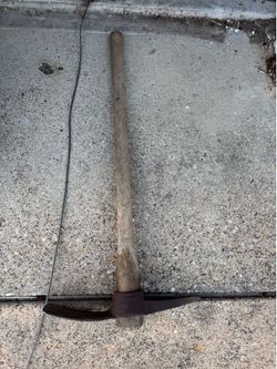Wood Handle Pick Axe