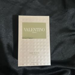 Valentino Gold 