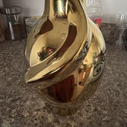 Gold vase