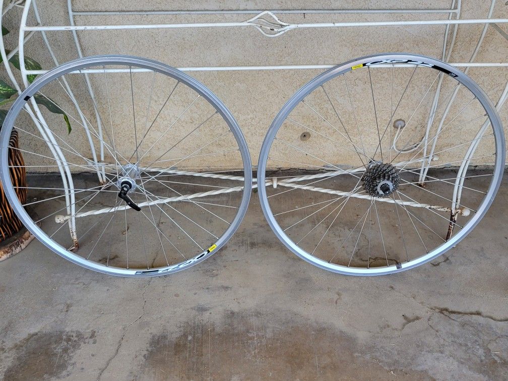 Mavic CXP22 Wheelset W/ 105 Hubs 9spd