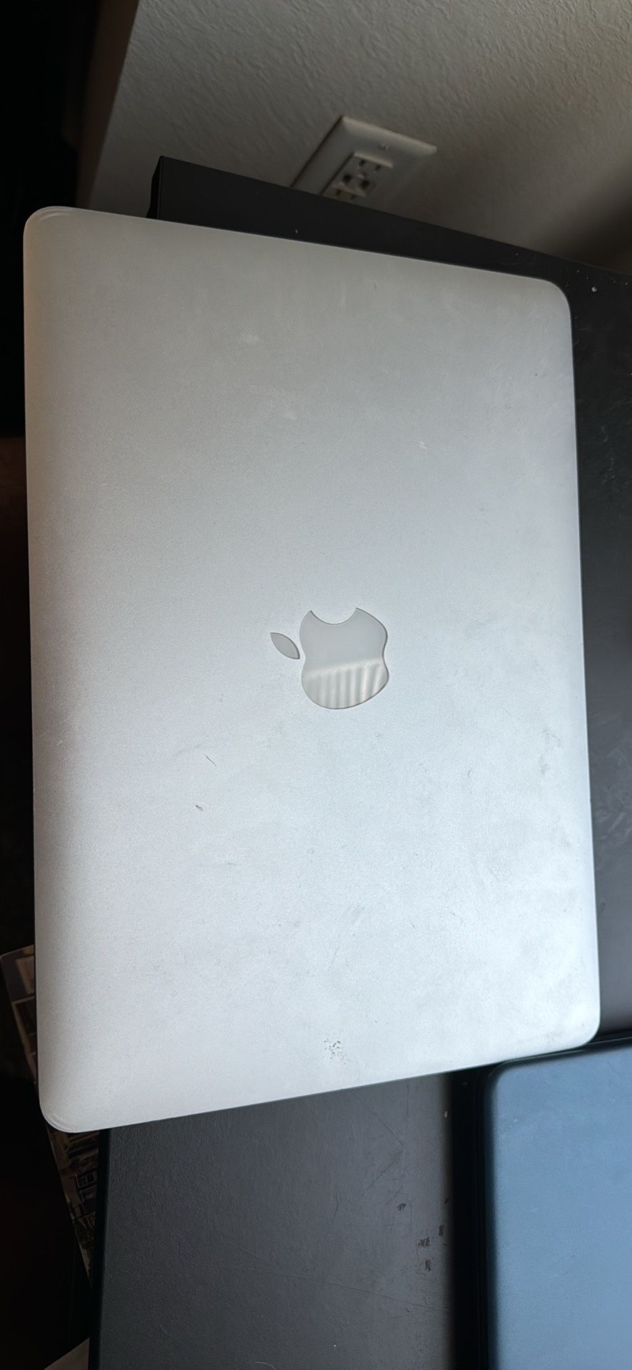 MacBook Pro 13”