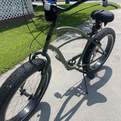 Mens TUESDAY beach cruiser