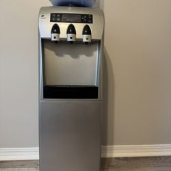 GE Profile Water Dispenser 