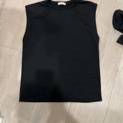 black tanktop