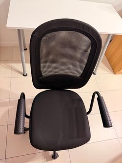 IKEA Thyge table and computer chair