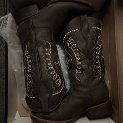 Black Stone Boots 