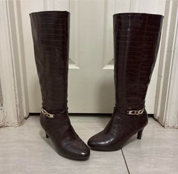Brown boots