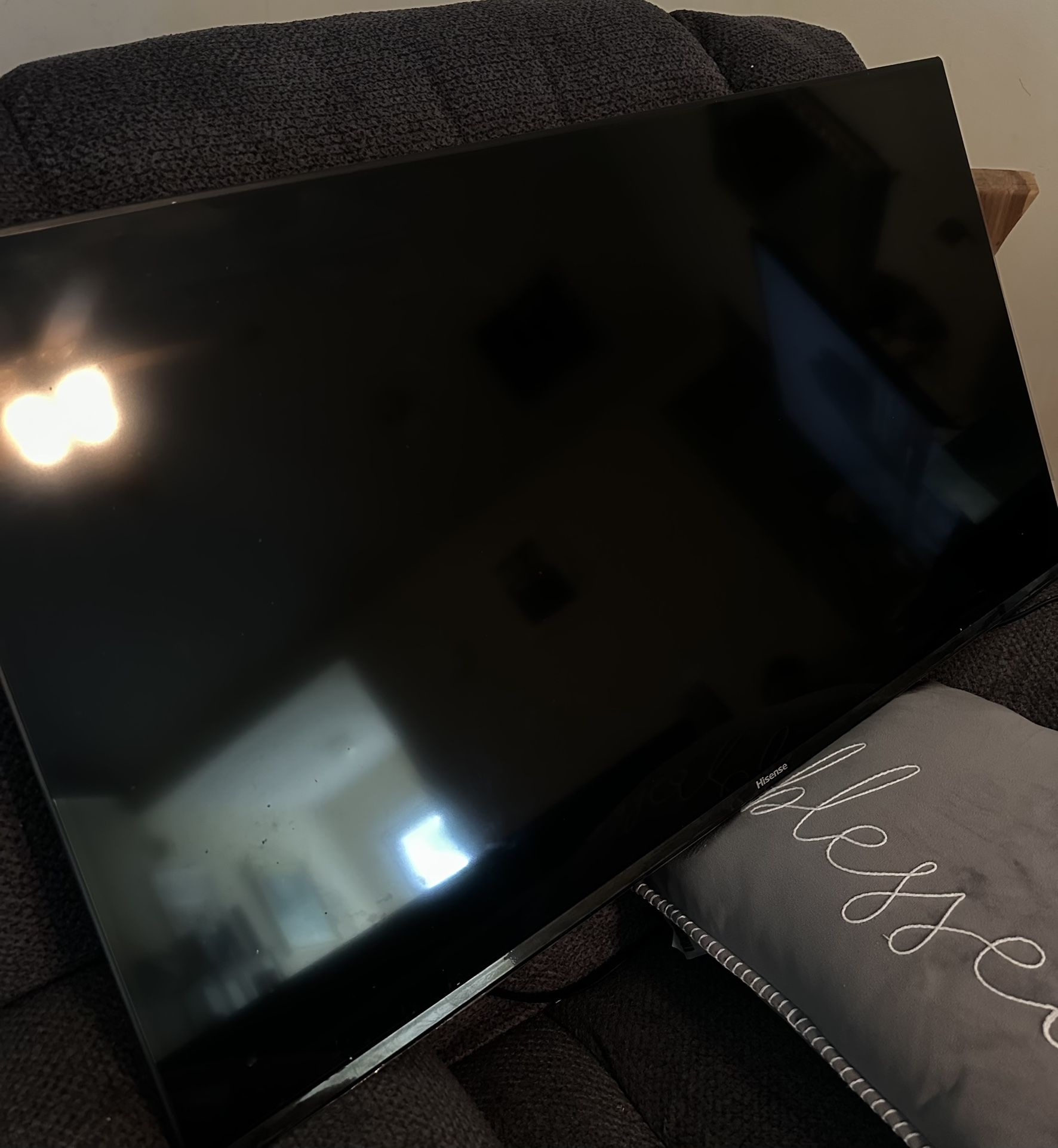 Hisense 40”