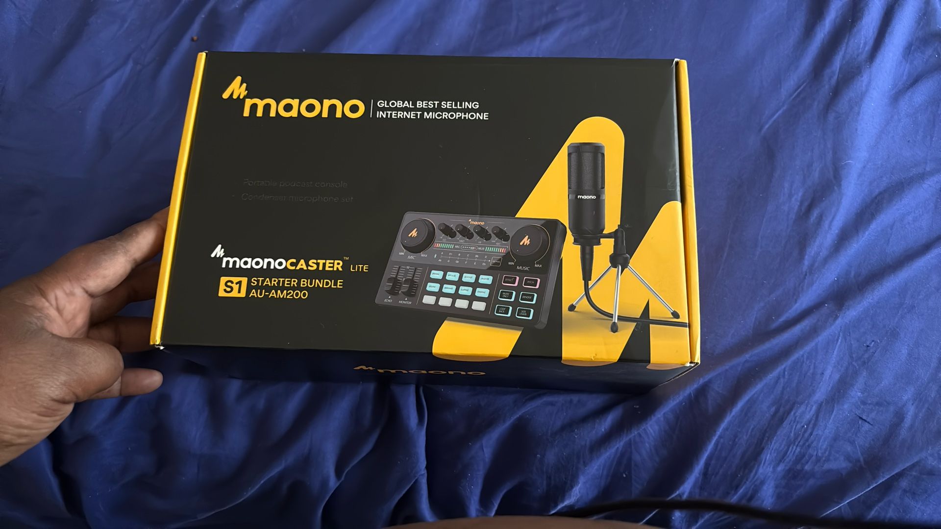 Maono Podcast Starter Bundle