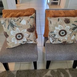 Set Accent Chairs