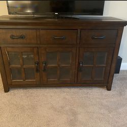 Wood TV Stand/Entertainment Center
