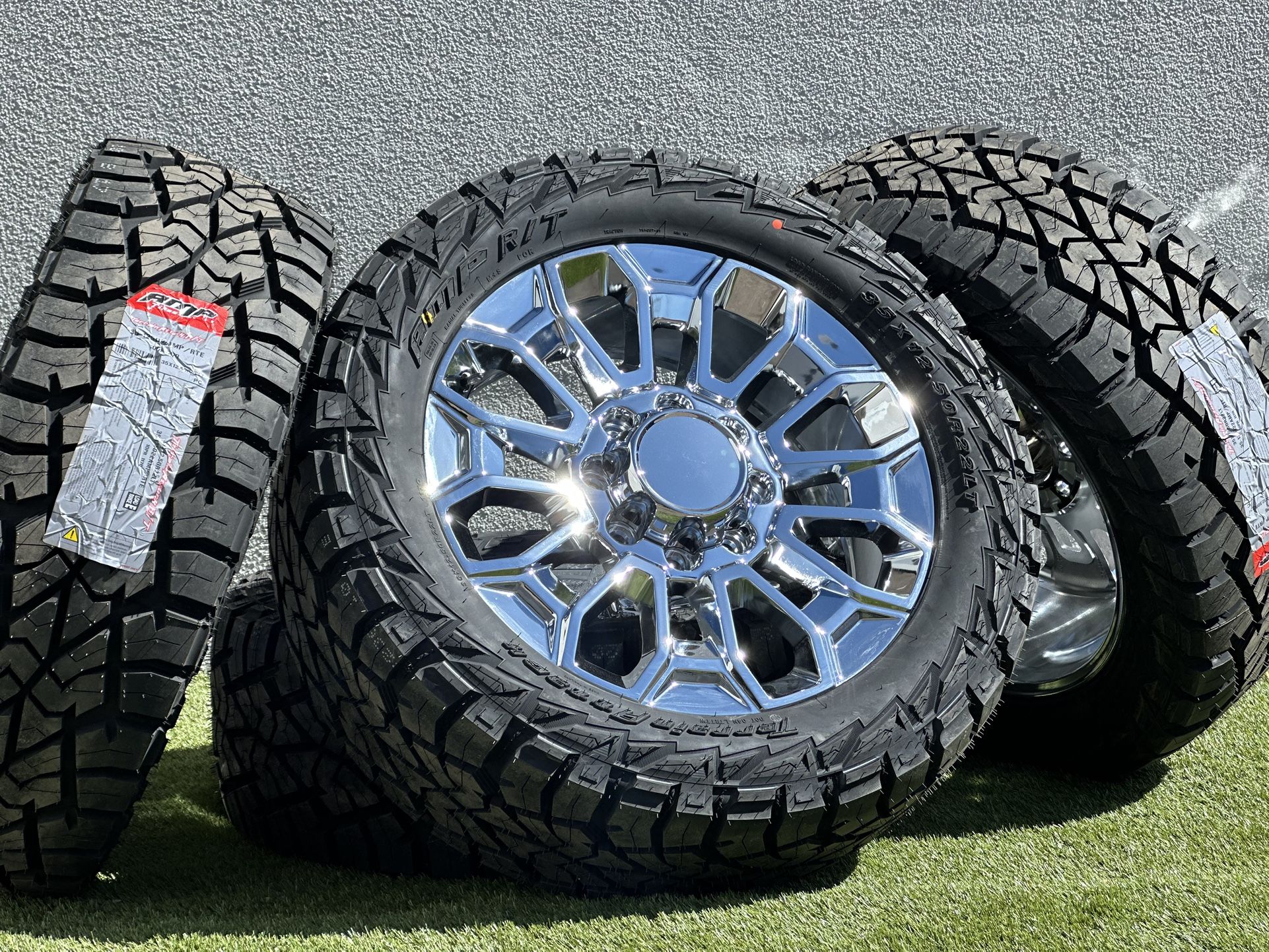 NEW 22” GMC Sierra 2500 Rims black 8x180 wheels 2500HD Chevy Silverado 35" RT Tires Denali 3500HD High Country