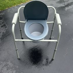 Portable Commode Toilet 