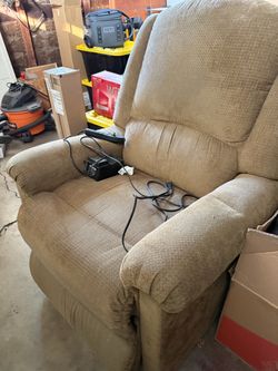 Power Lift Recliner Chair
