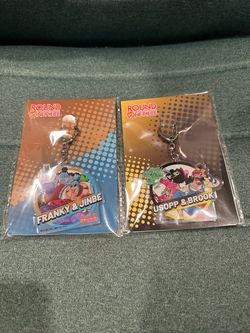 Round 1 One piece keychain