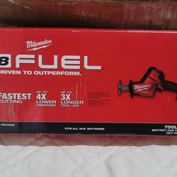 Milwaukee

M18 FUEL 18V Lithium-Ion Brushless Cordless HACKZALL Reciprocating Saw (Tool-Only)