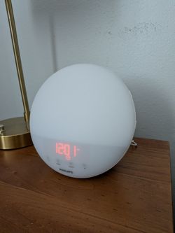 Philips SmartSleep Wake-up Light Clock, Sunrise & Sunset Simulation