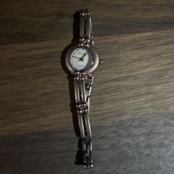 Women’s gucci watch 