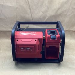 Milwaukee 2840-20 M18 2 Gallon Compressor