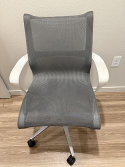 Herman Miller Setu Chair