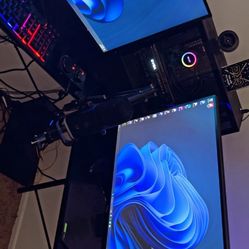 Pc With Monitors