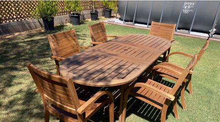 Teak patio table and 6 chairs