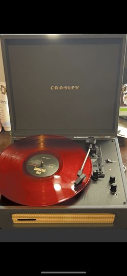 vinyl player