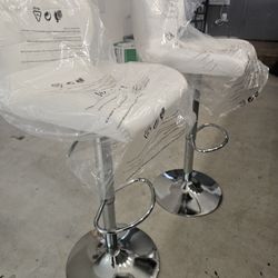 white barstool chairs 