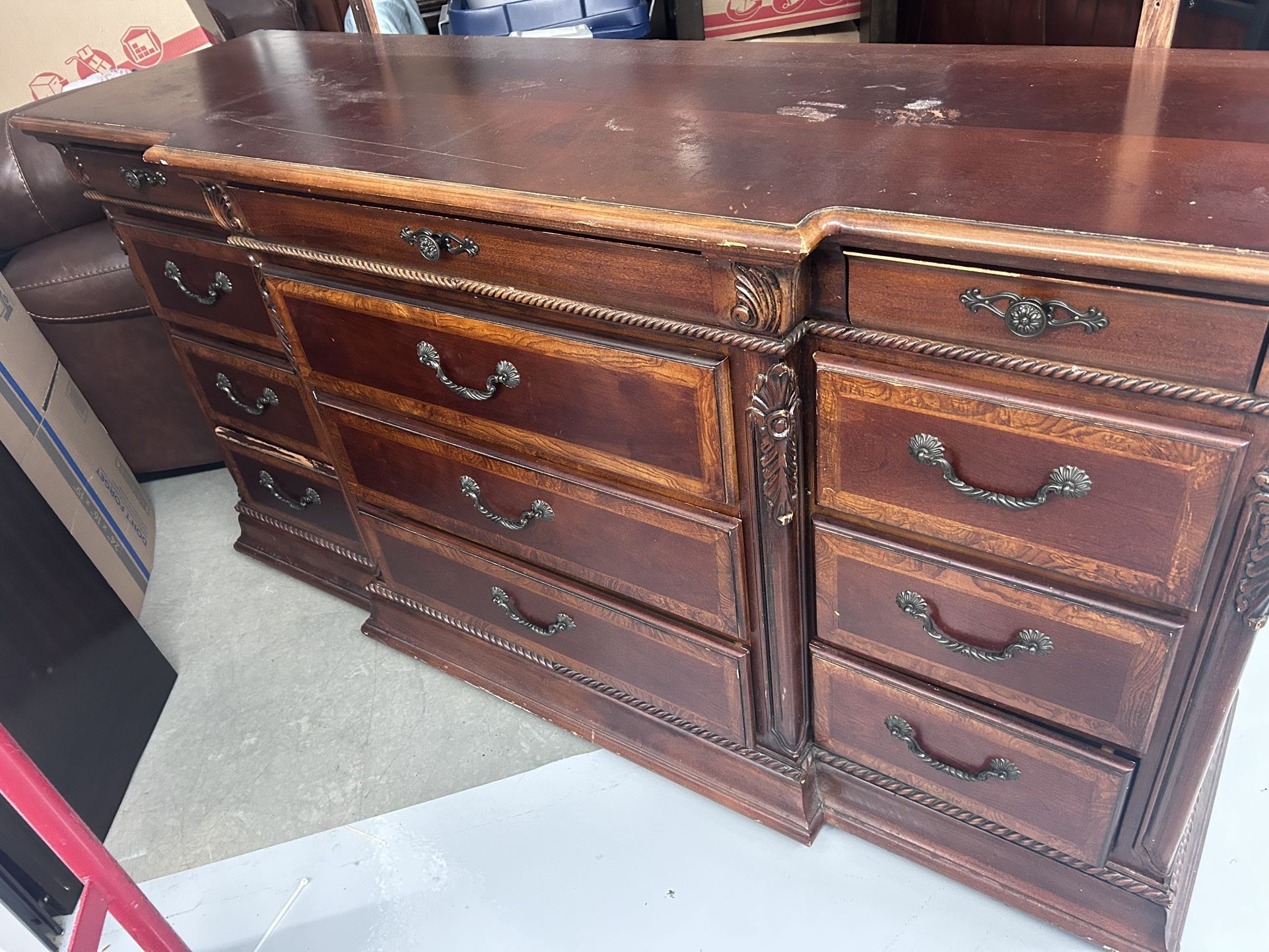 Royal Wood Dresser