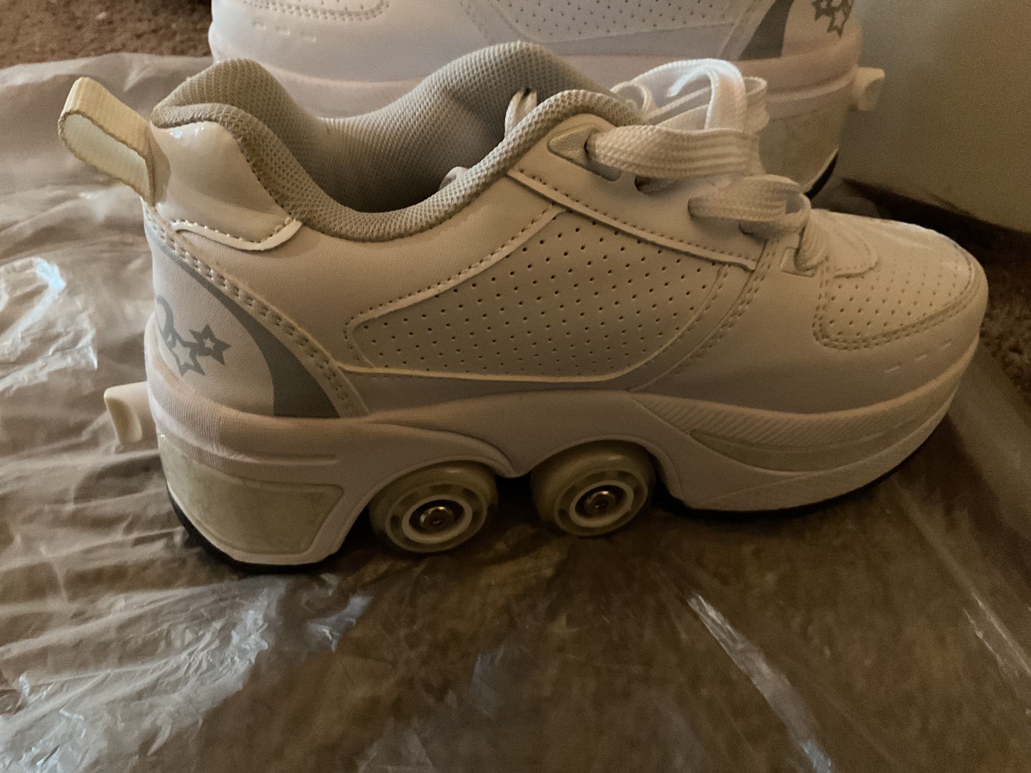 roller skates Shoes