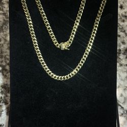 ⚜️10k Gold Cuban Chain⚜️