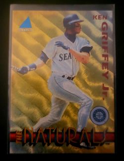 1994 Pinnacle "The Naturals" Ken Griffey Jr #3 Goldwave