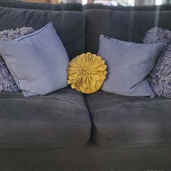 Newer Comfy Gray Couch W/ Foam & Feather Filled Cushions