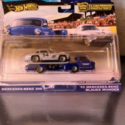Hot Wheels Team Transport '55 Mercedes-Benz Blaues Wunder & Mercedes-Benz 300 SL