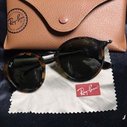 Brand New Ray Ban Sunglasses 